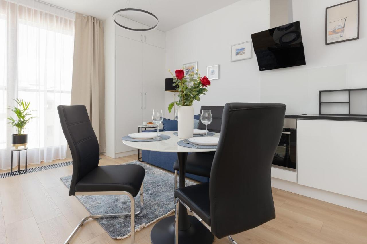 Warszawa Śródmieście Bonifraterska Apartments by Renters Exterior foto